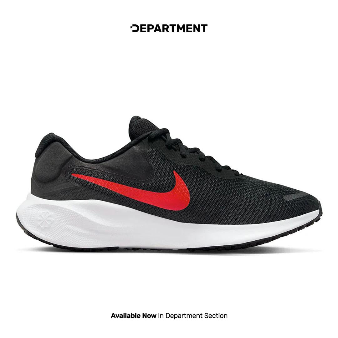 NIKE REVOLUTION 7