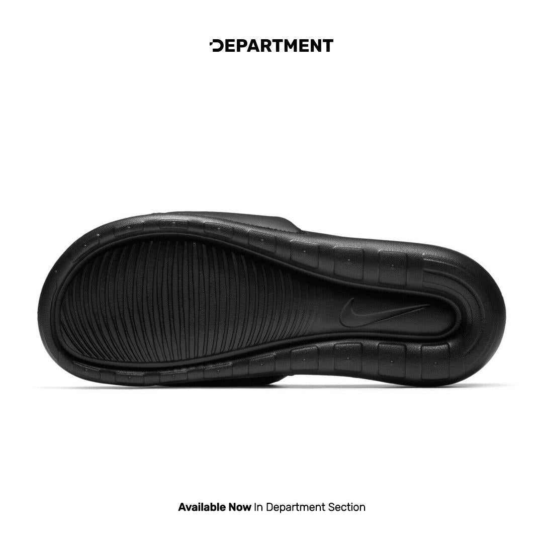 NIKE VICTORI ONE SLIDE Department