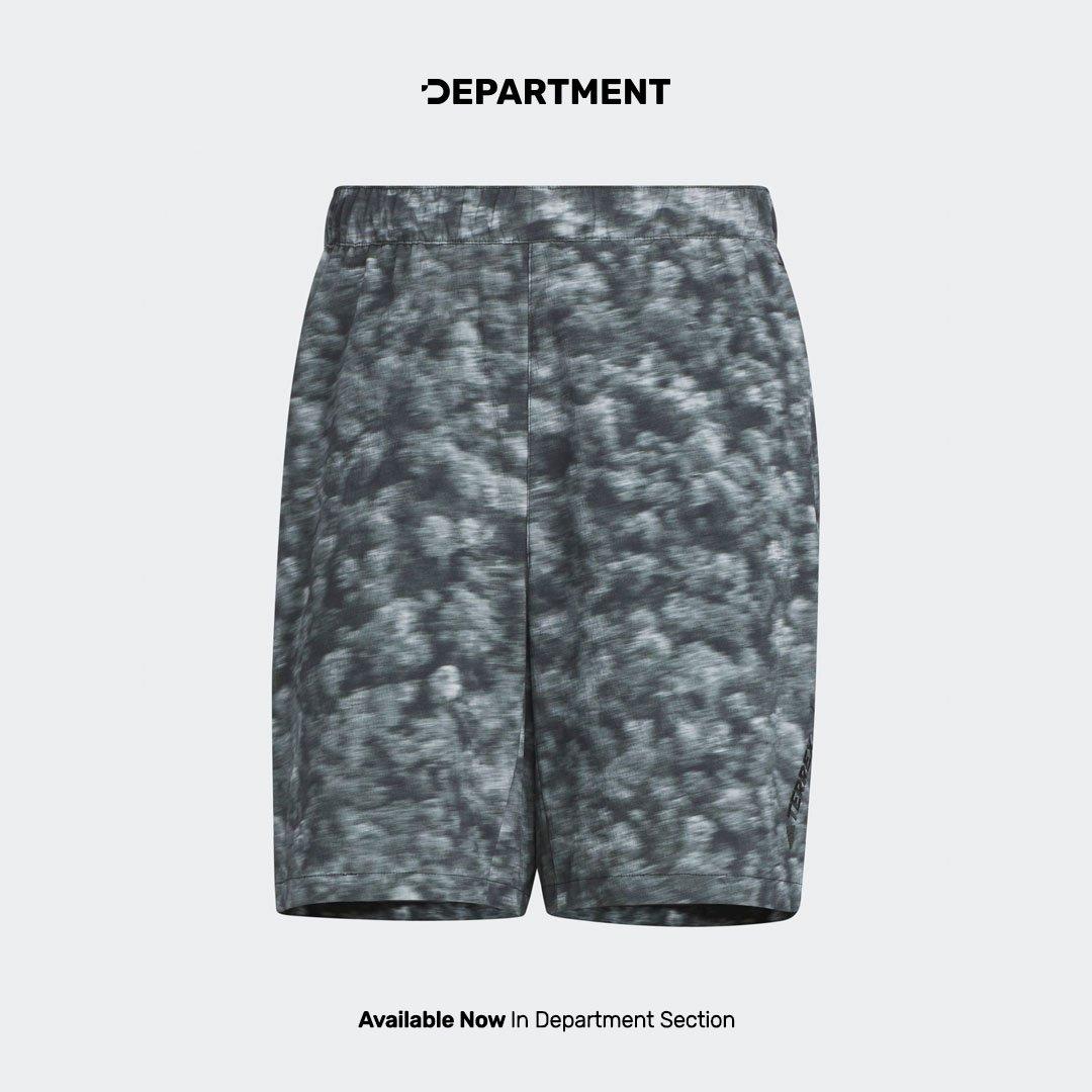 ADIDAS NATIONAL GEOGRAPHIC AEROREADY ALLOVER PRINT
