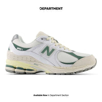 NEW BALANCE 2002R