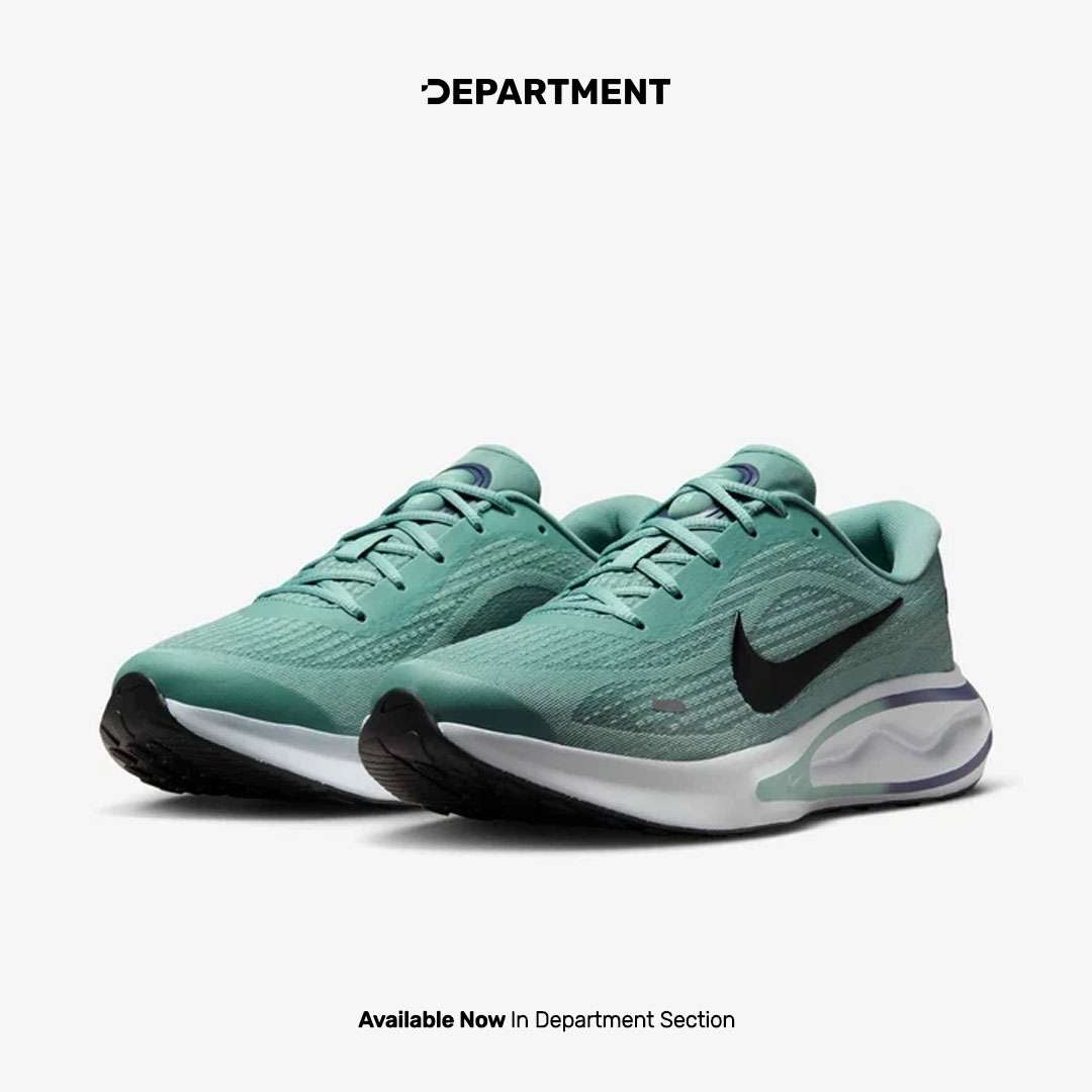 NIKE JOURNEY RUN
