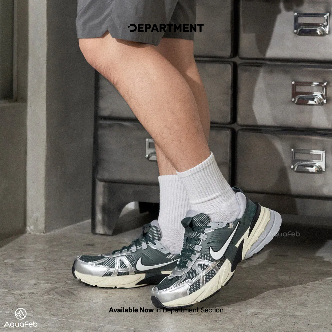 NIKE V2K RUN