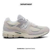 NEW BALANCE 2002R