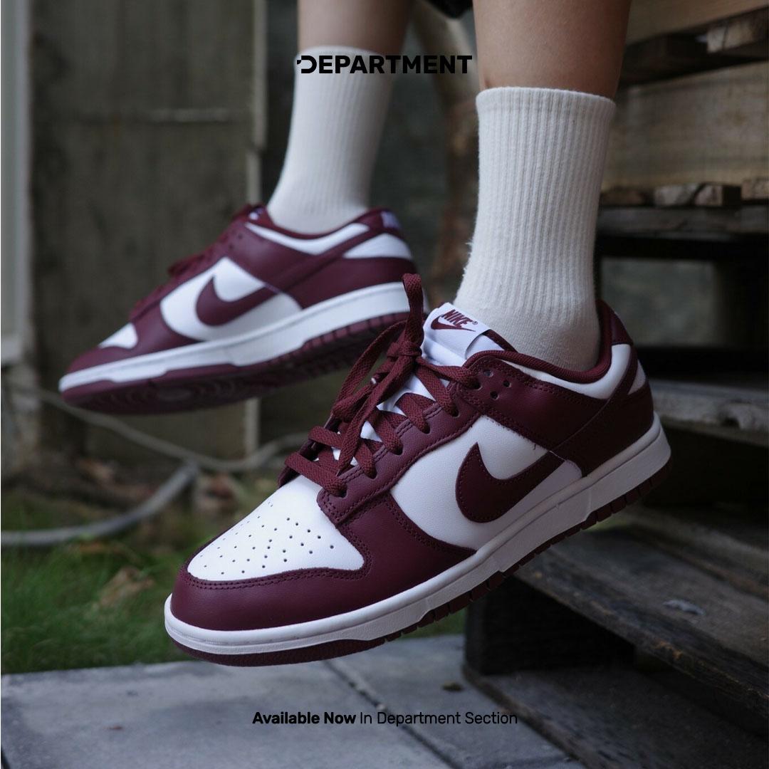 NIKE DUNK LOW RETRO "REDWOOD" Department