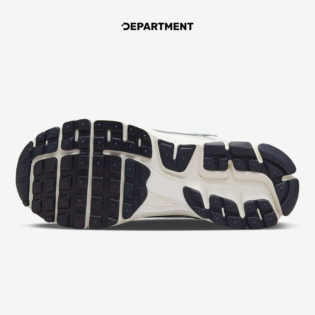 NIKE W ZOOM VOMERO 5