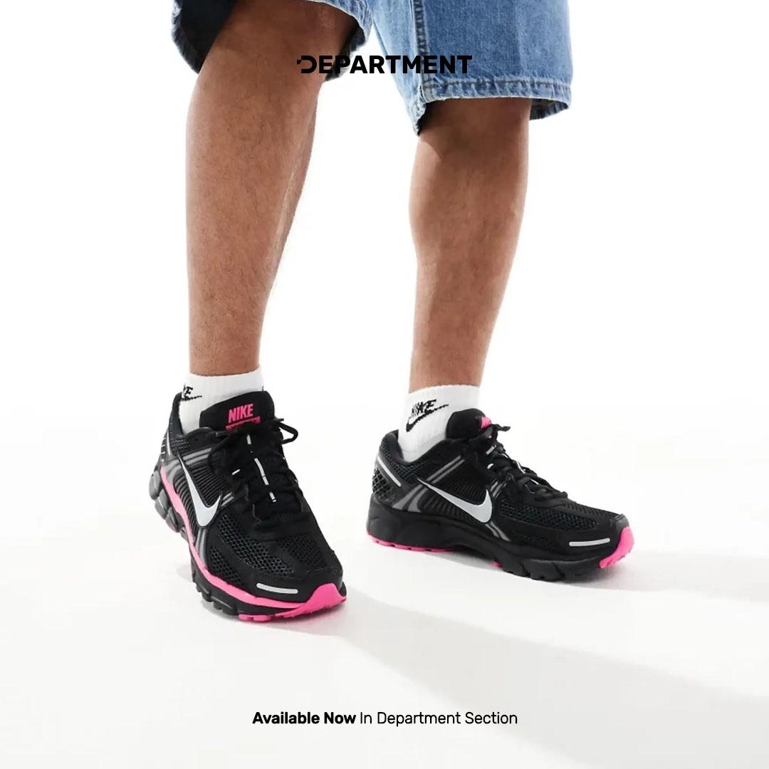 NIKE AIR ZOOM VOMERO 5