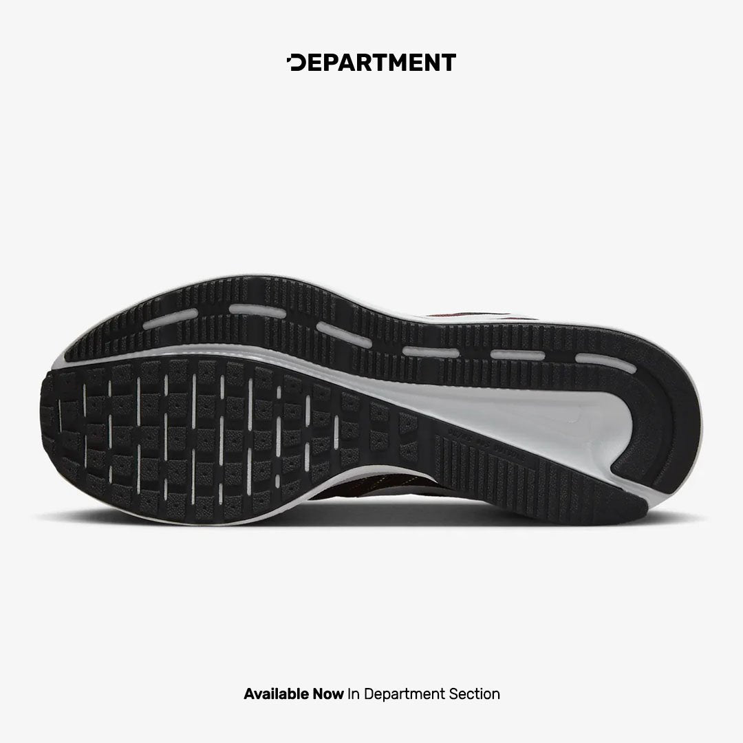NIKE RUN SWIFT 3 Department