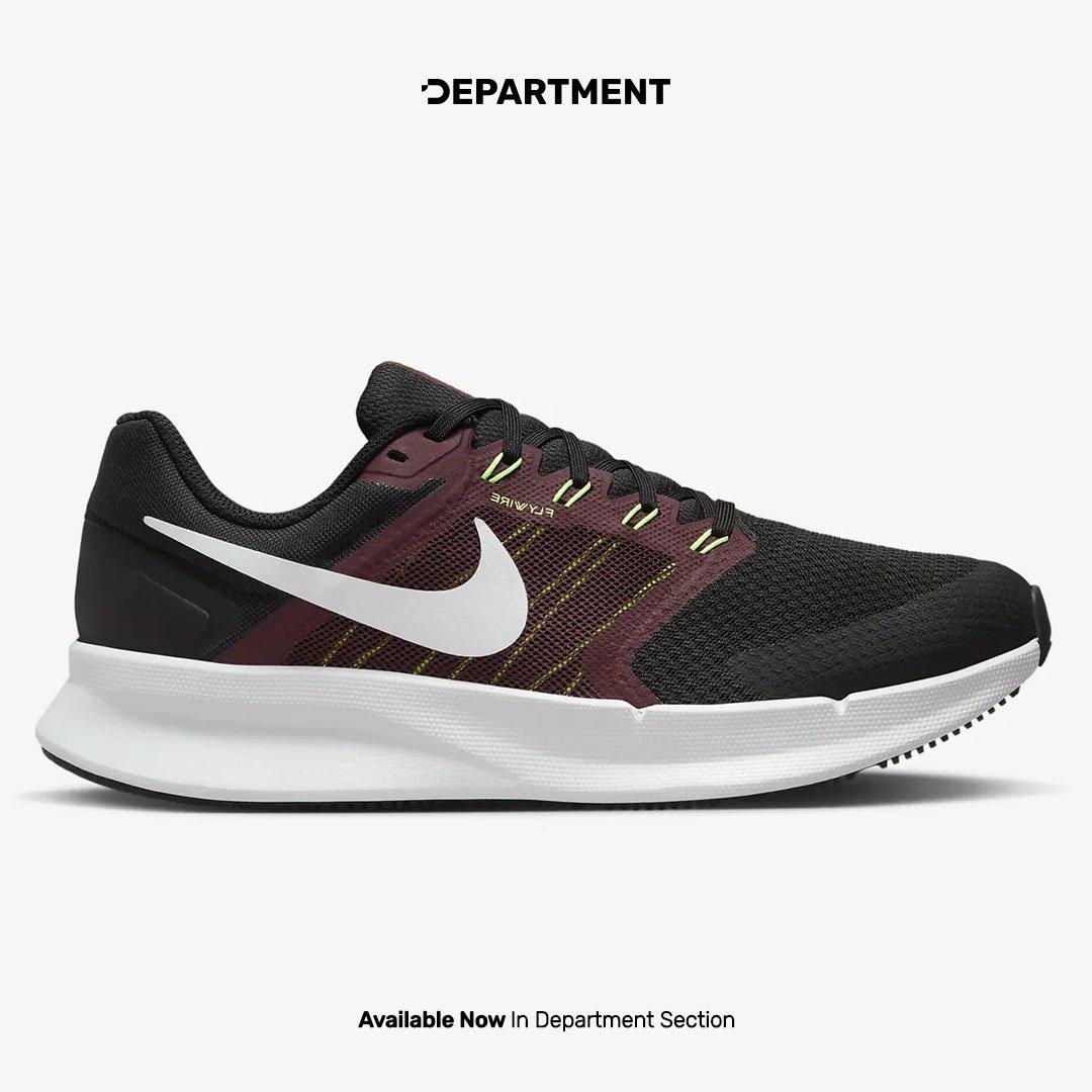 NIKE RUN SWIFT 3