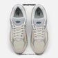 NEW BALANCE 2002R