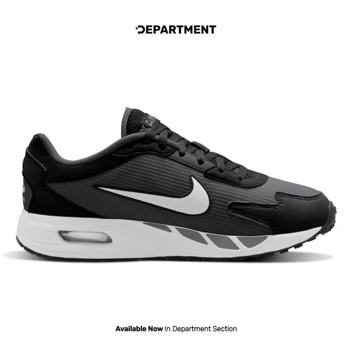 NIKE AIR MAX SOLO