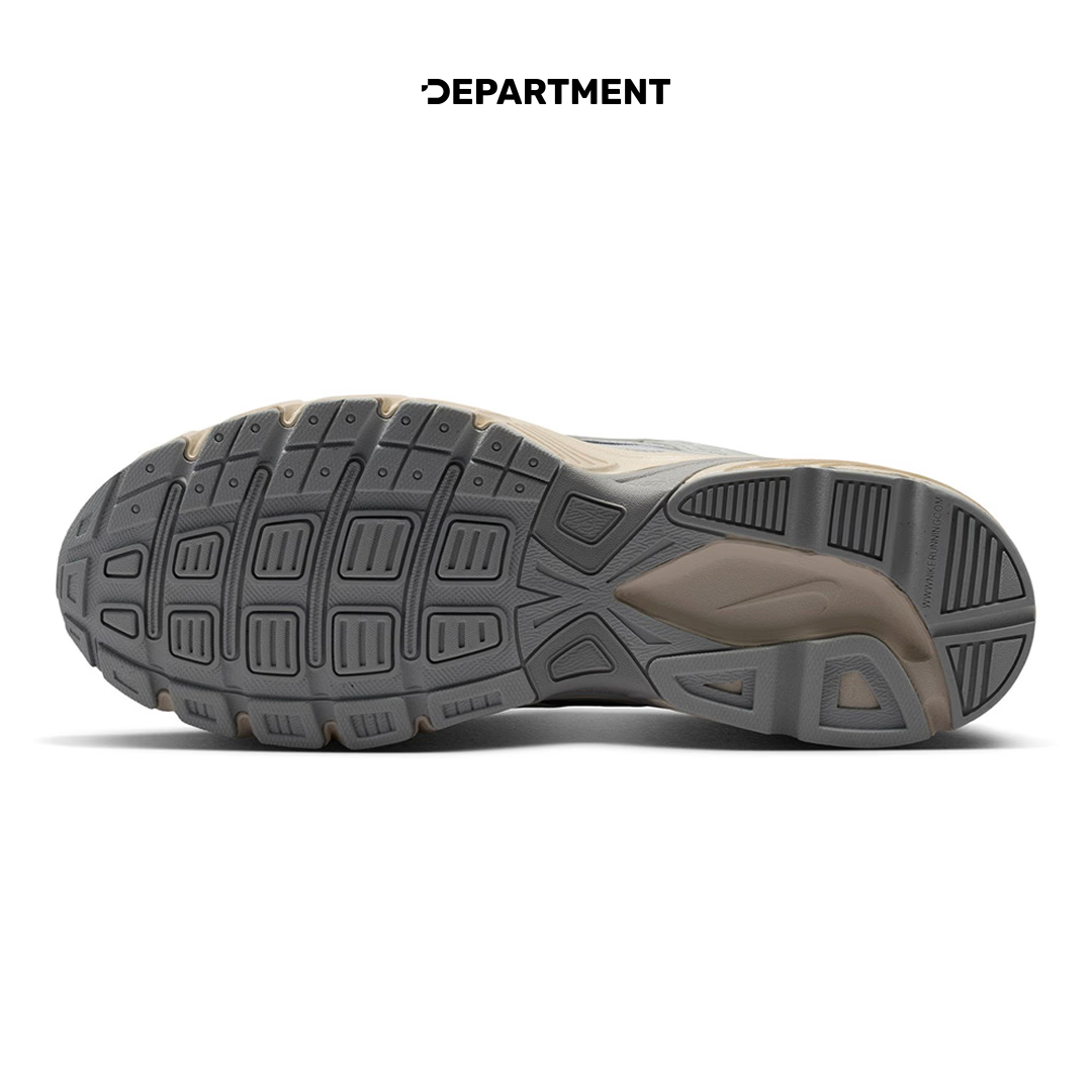 NIKE INITIATOR