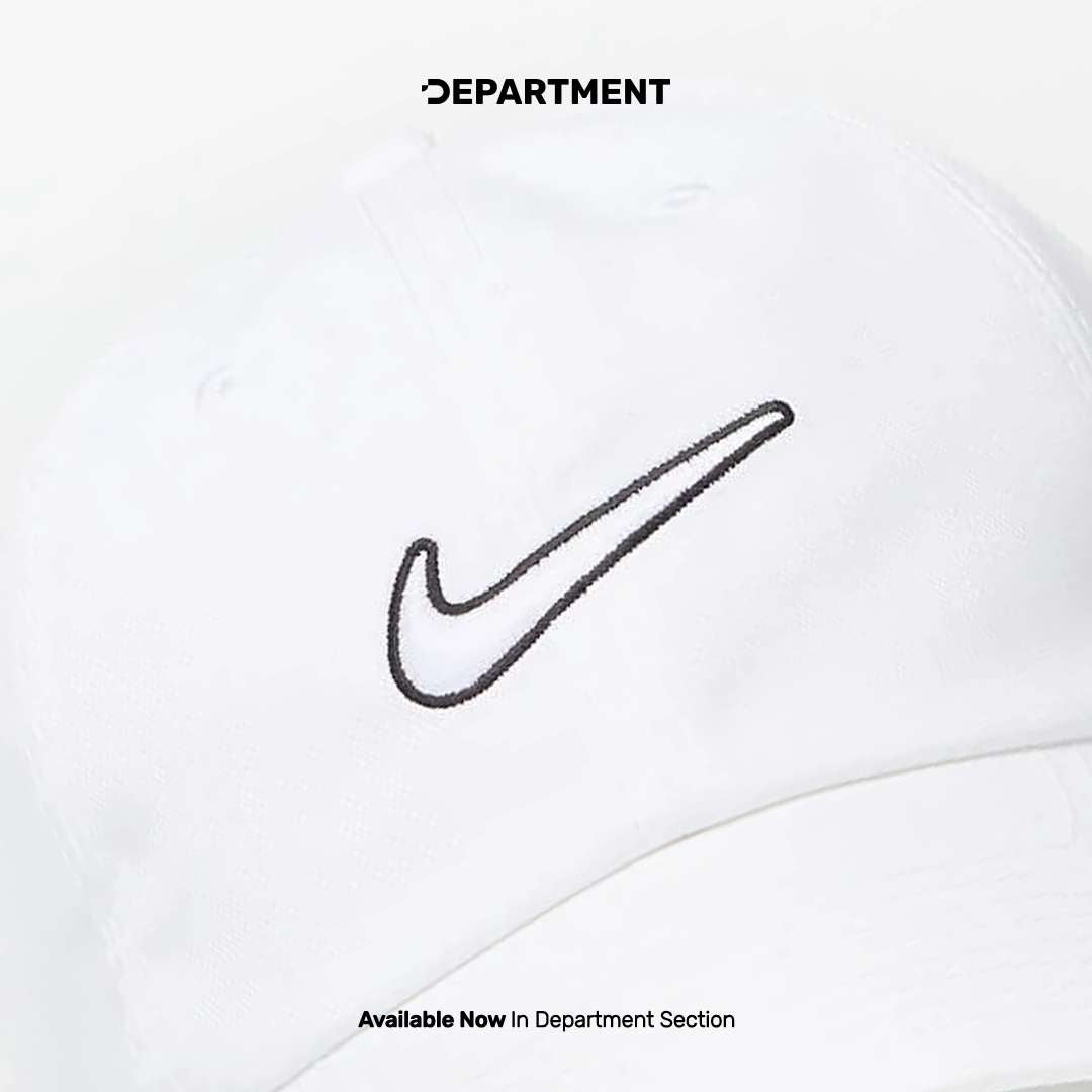 NIKE CLUB UNSTRUCTURED SWOOSH
