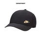 NIKE DRI-FIT CLUB STRUCTURED METAL LOGO