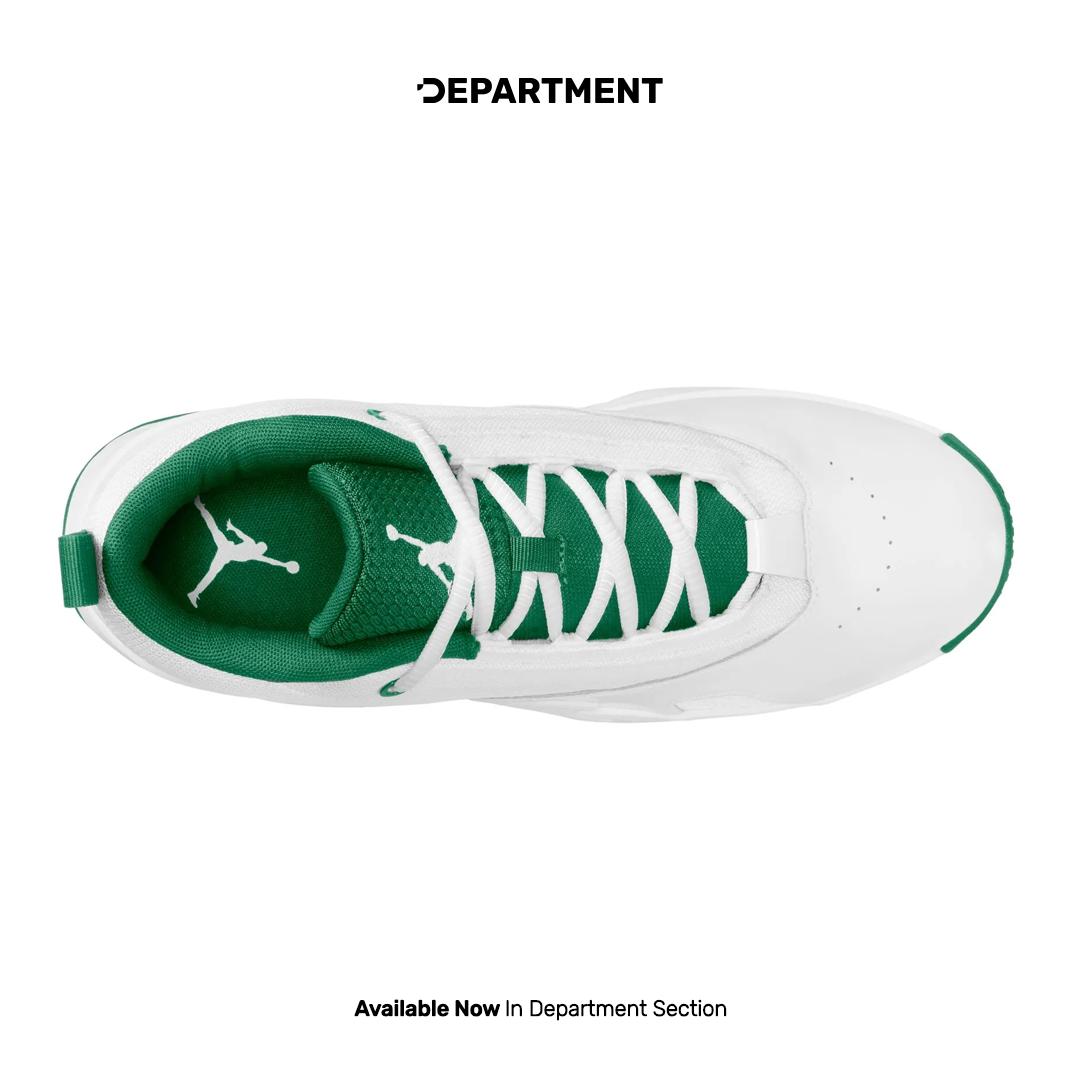 NIKE JORDAN MAX AURA 6