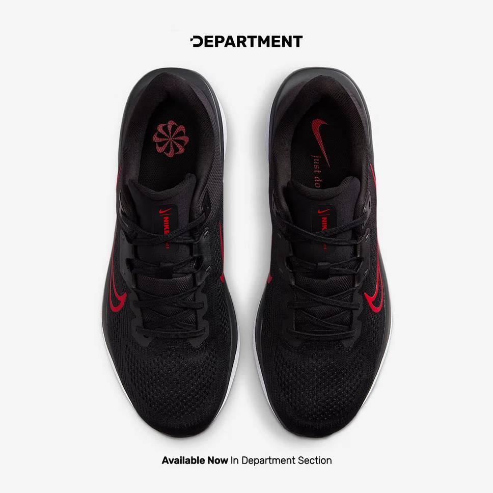 NIKE QUEST 6