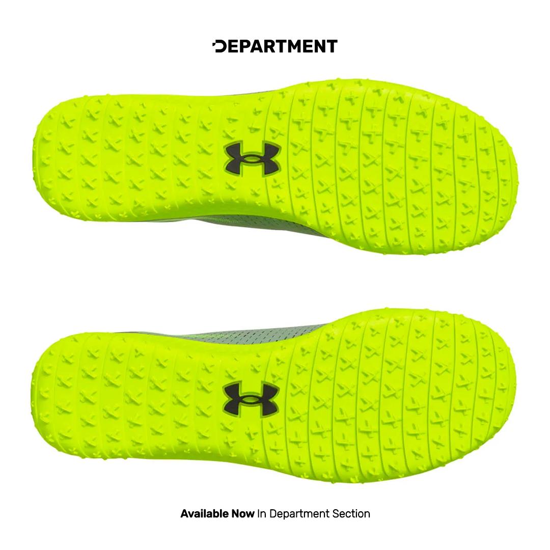 UNDER ARMOUR SHADOW SELECT 3 TURF Department