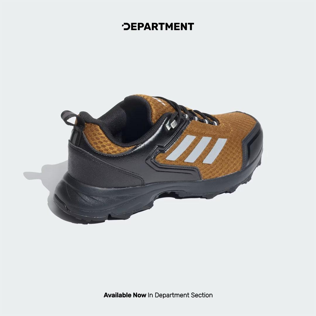 ADIDAS TREK HOST
