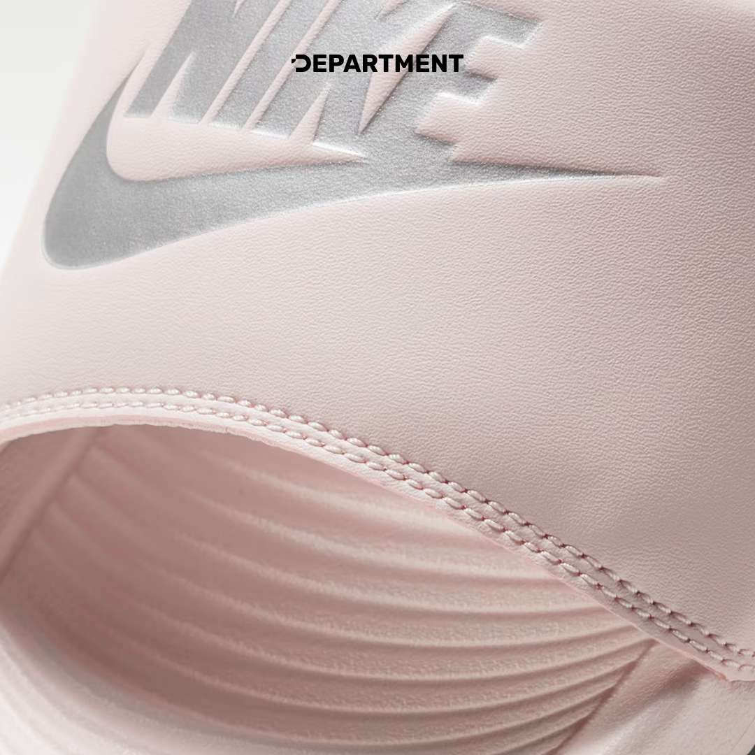 NIKE WMNS VICTORI ONE