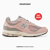 NEW BALANCE 2002R