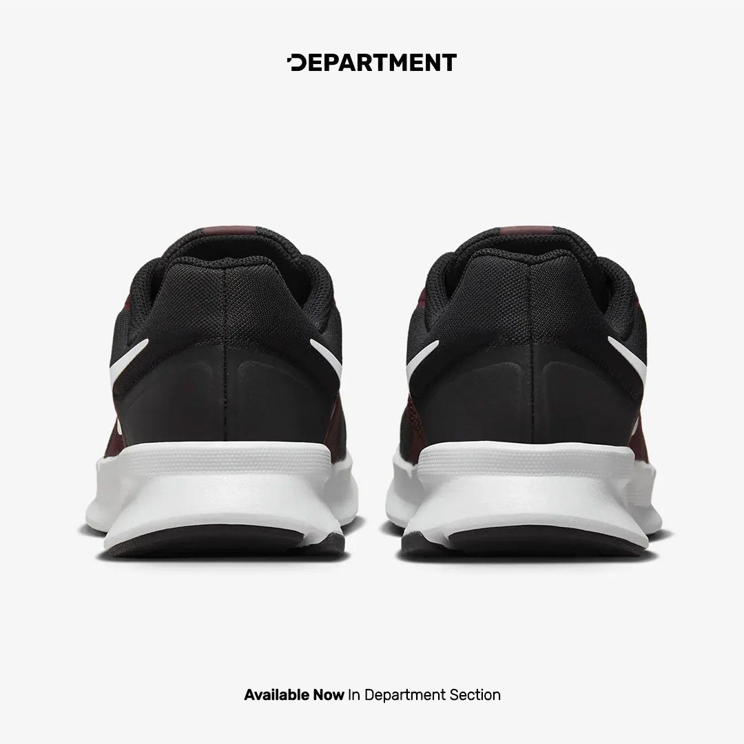 NIKE RUN SWIFT 3 Department
