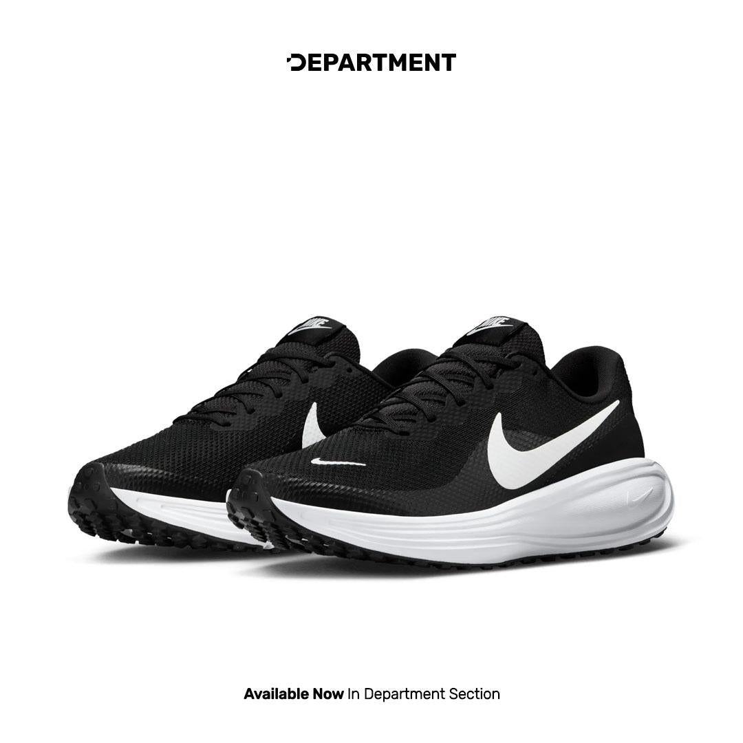 NIKE REVOLUTION 8