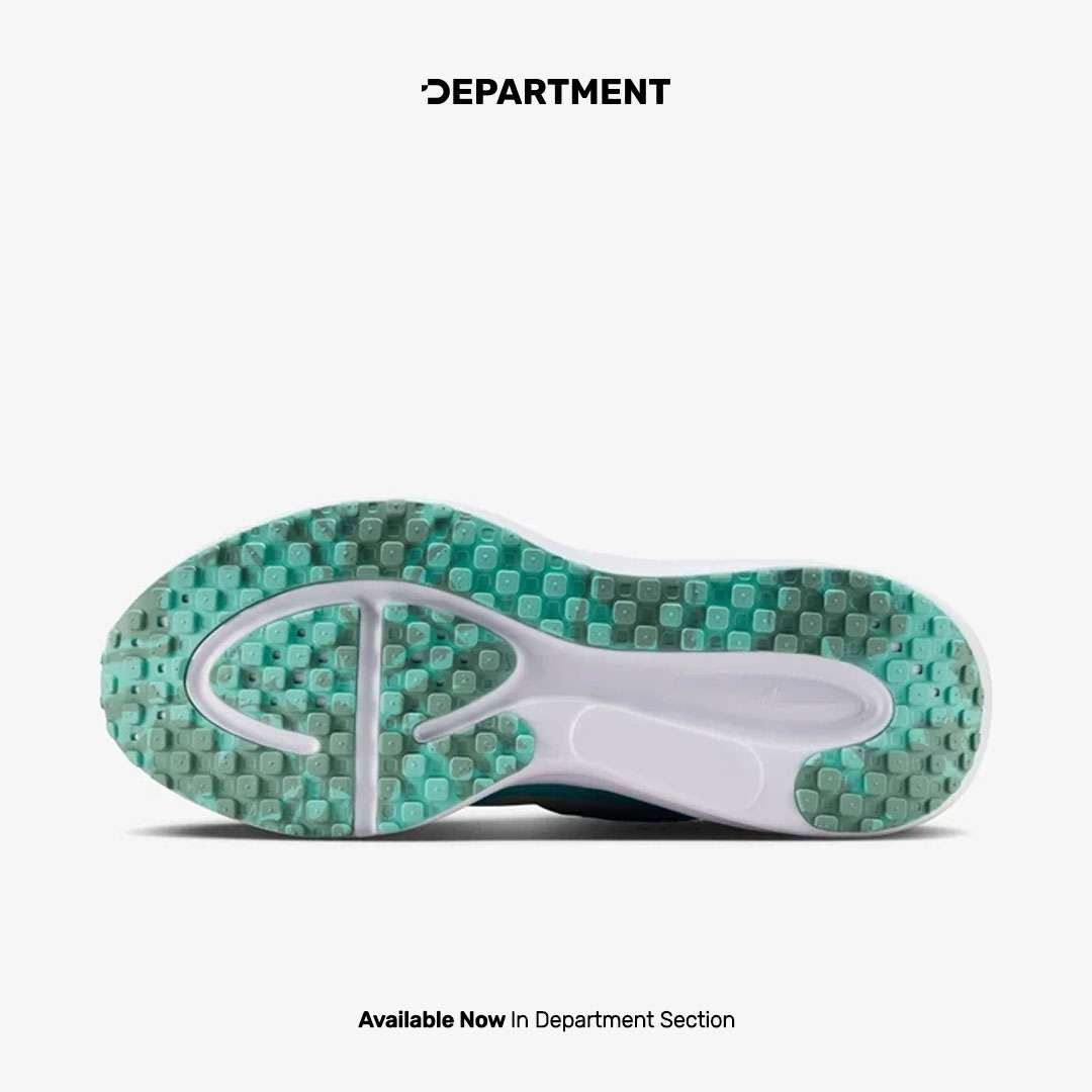 TIOLI - NIKE W REVOLUTION 8