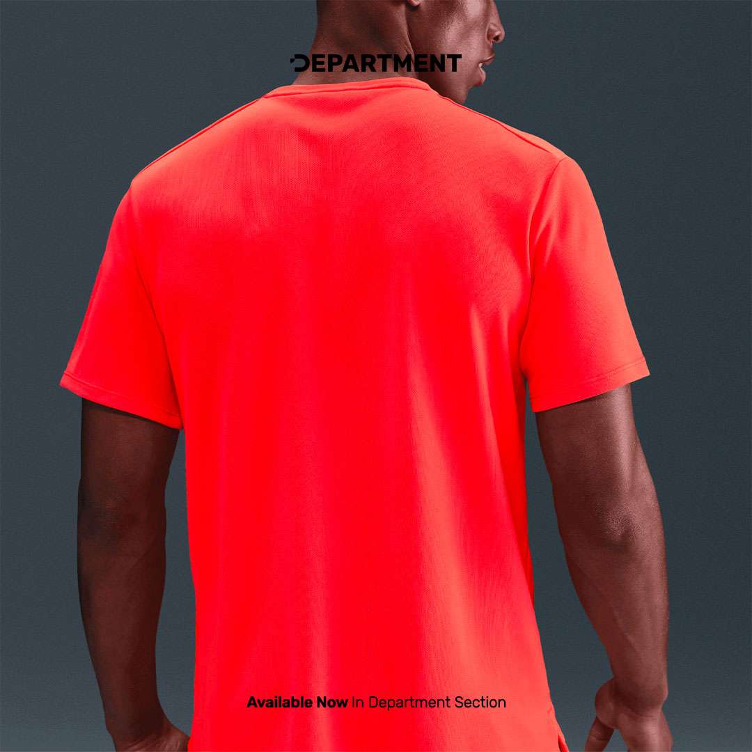 NIKE DRI FIT UV MILER