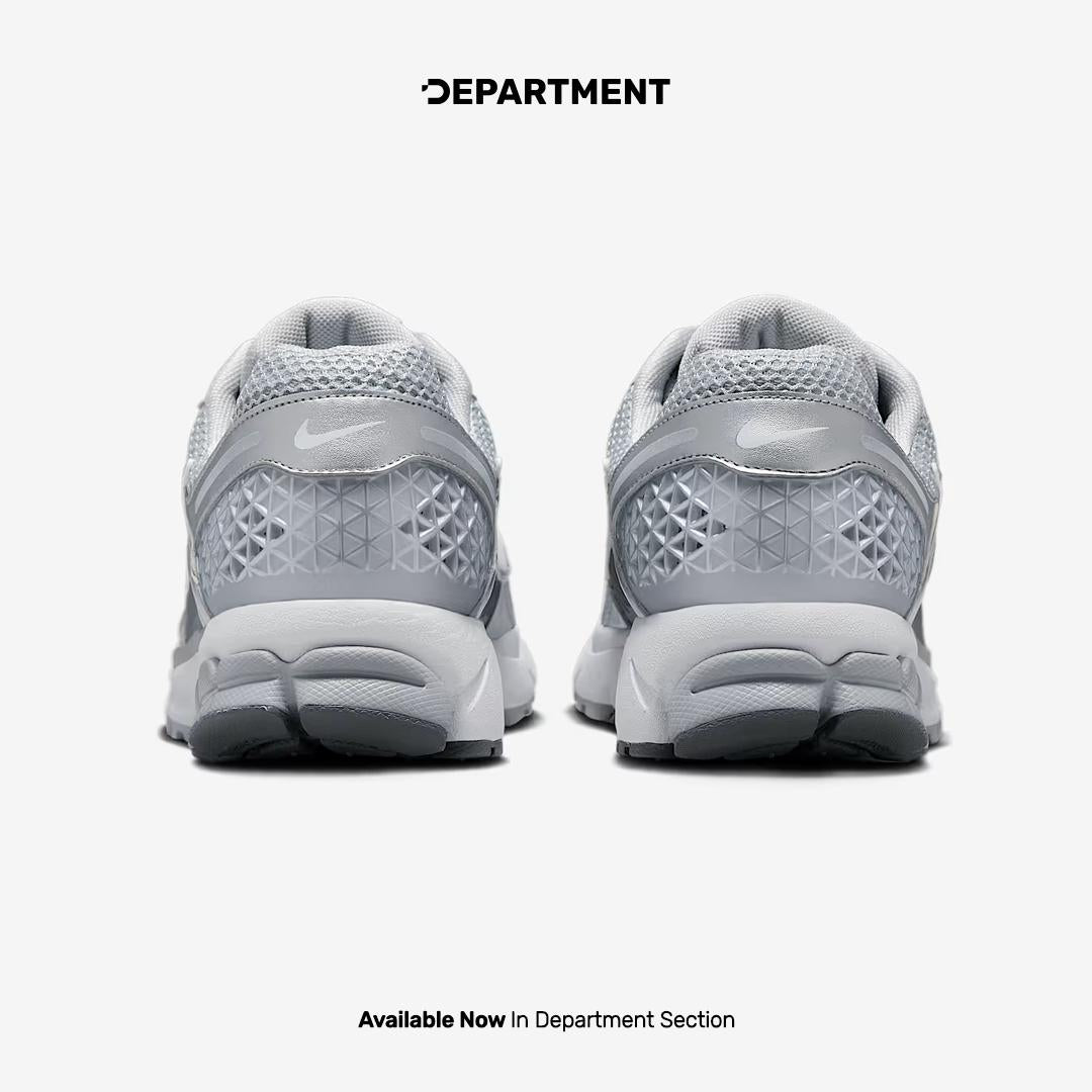 NIKE ZOOM VOMERO 5