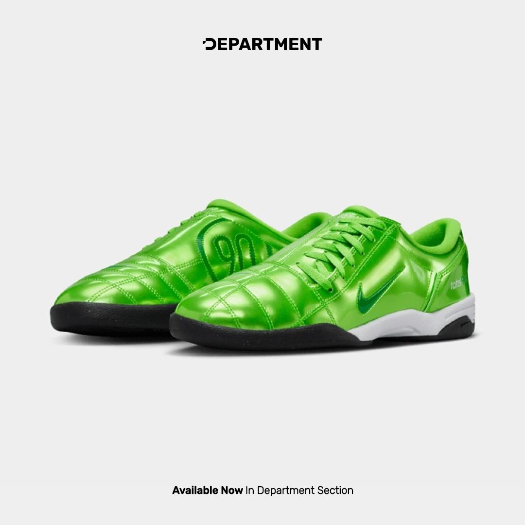 NIKE TOTAL 90 SP