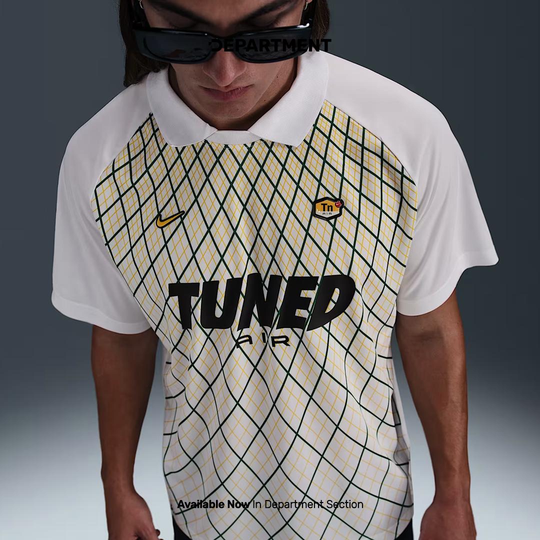 NIKE SPORTSWEAR