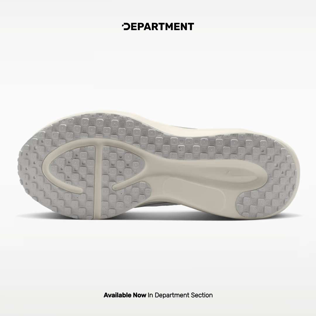 NIKE W REVOLUTION 8 EASYON