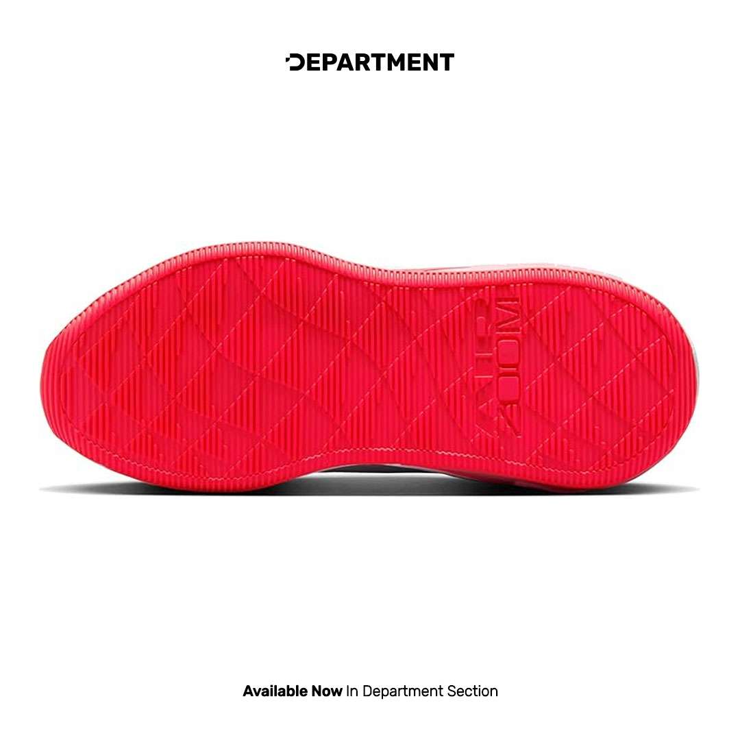 NIKE W AIR ZOOM BELLA 7