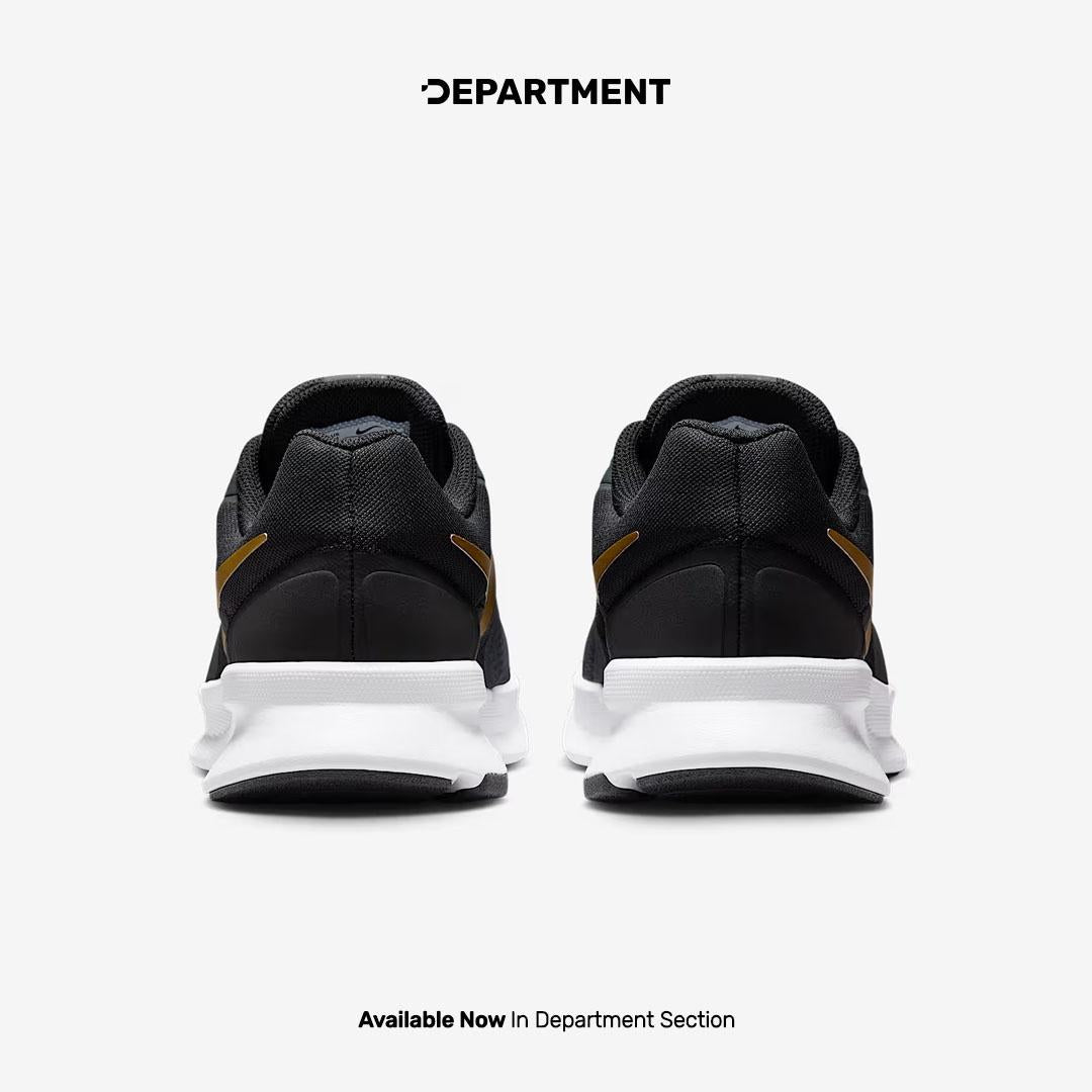 NIKE RUN SWIFT 3 Department