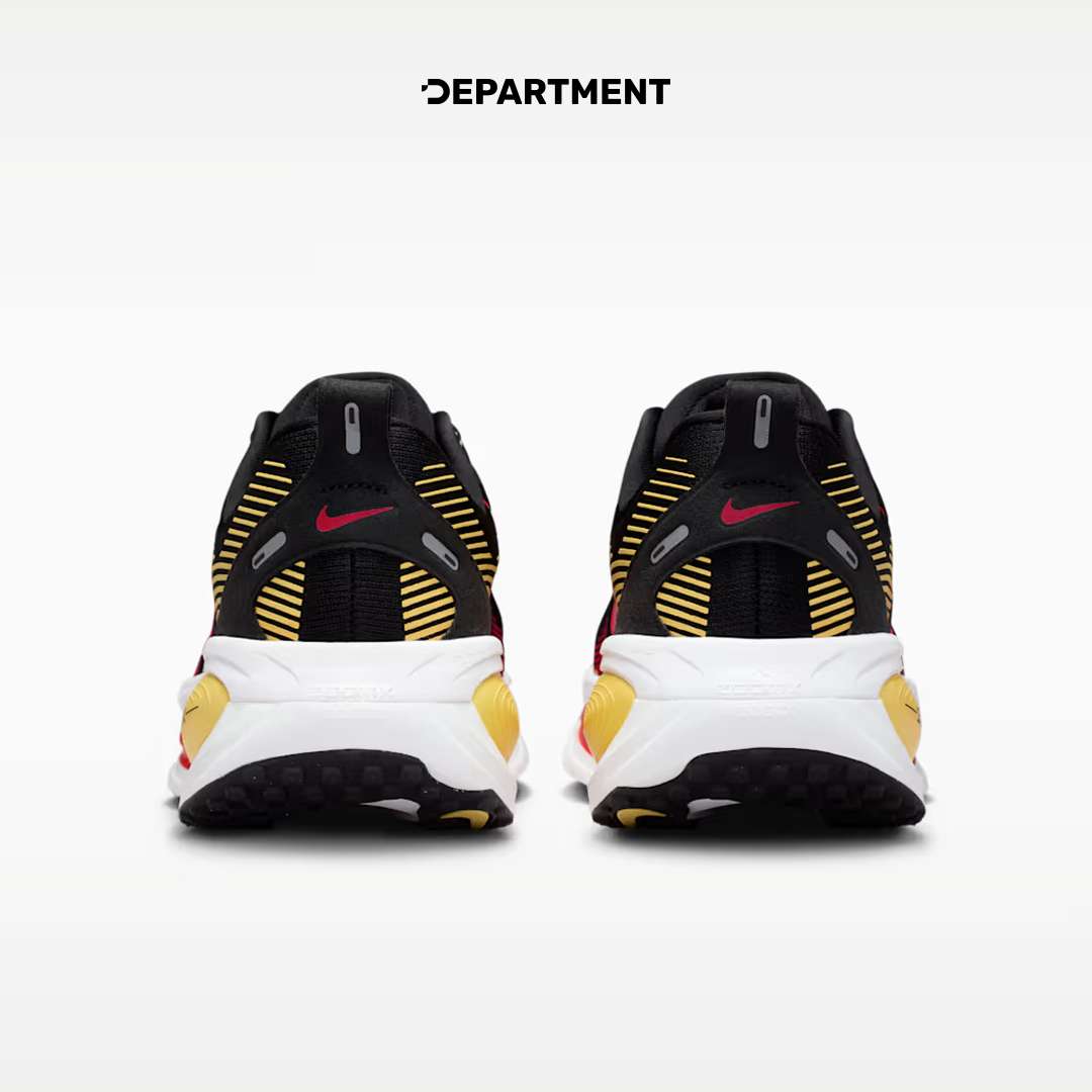 NIKE VOMERO 18