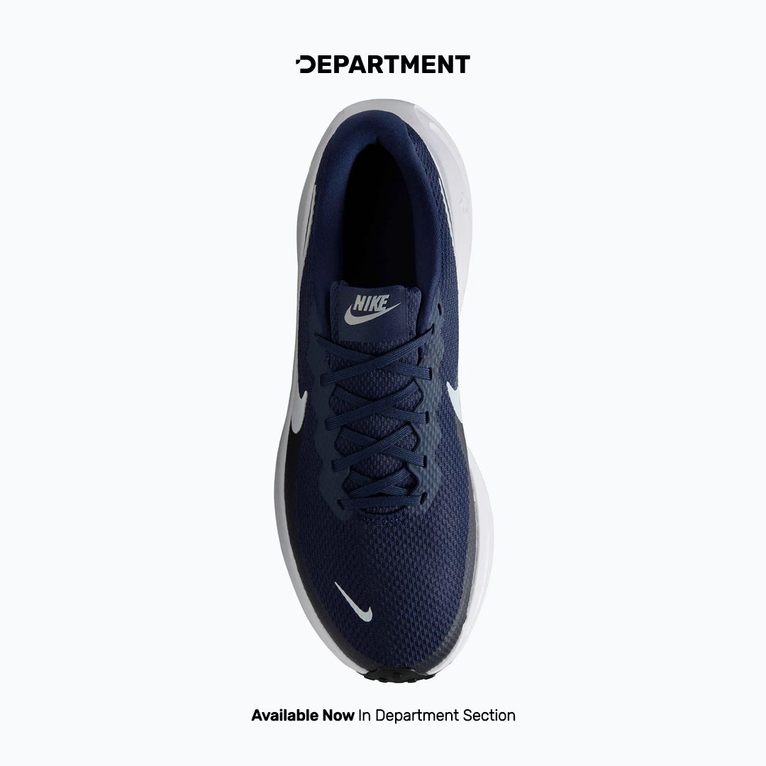NIKE REVOLUTION 8