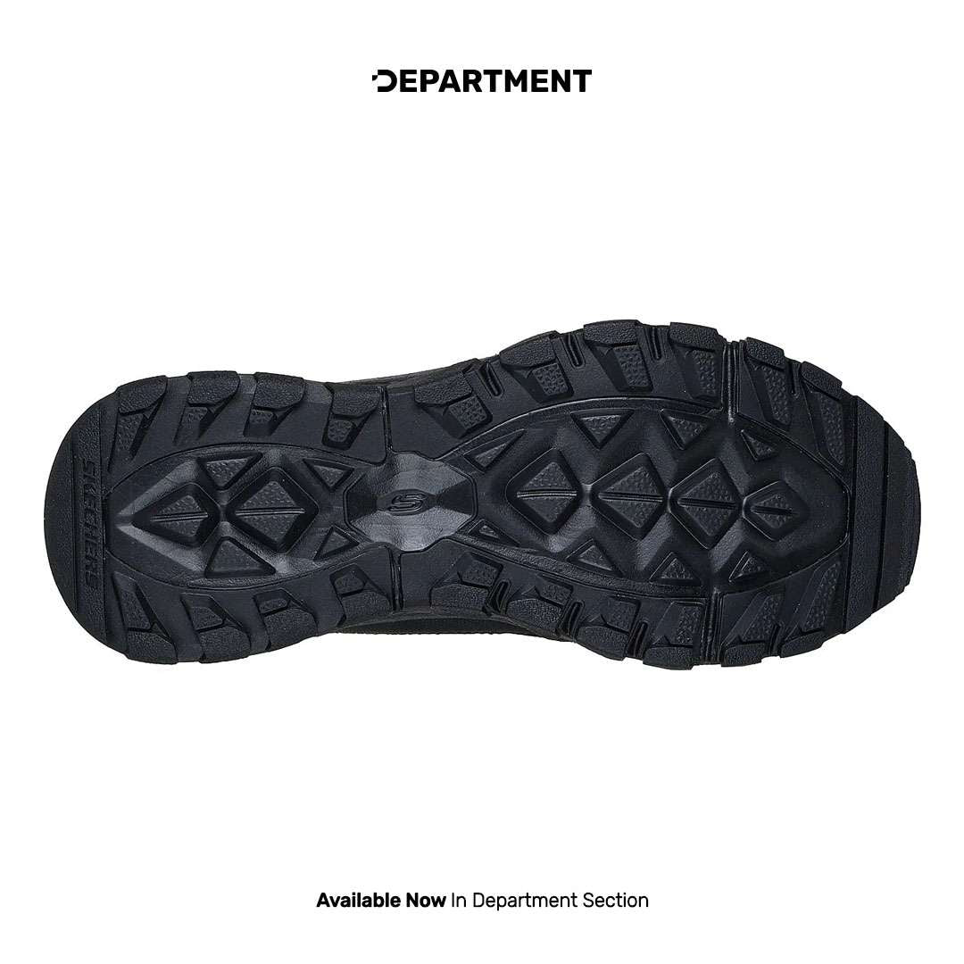 SKECHERS DYNAMITE AT ESCAPAR