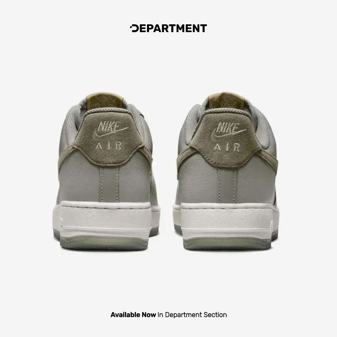 NIKE AIR FORCE 1 '07 LV8