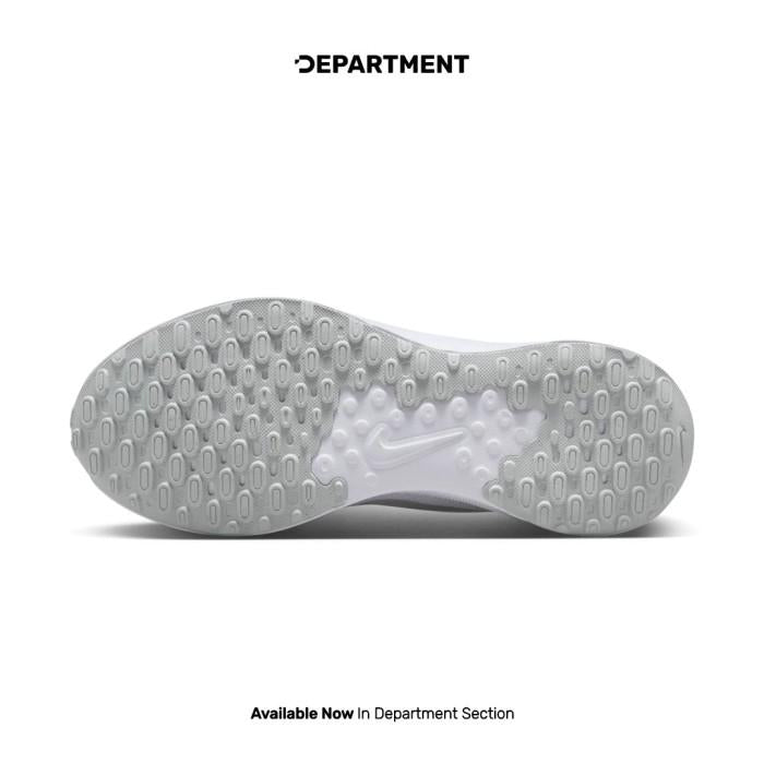 NIKE REVOLUTION 7