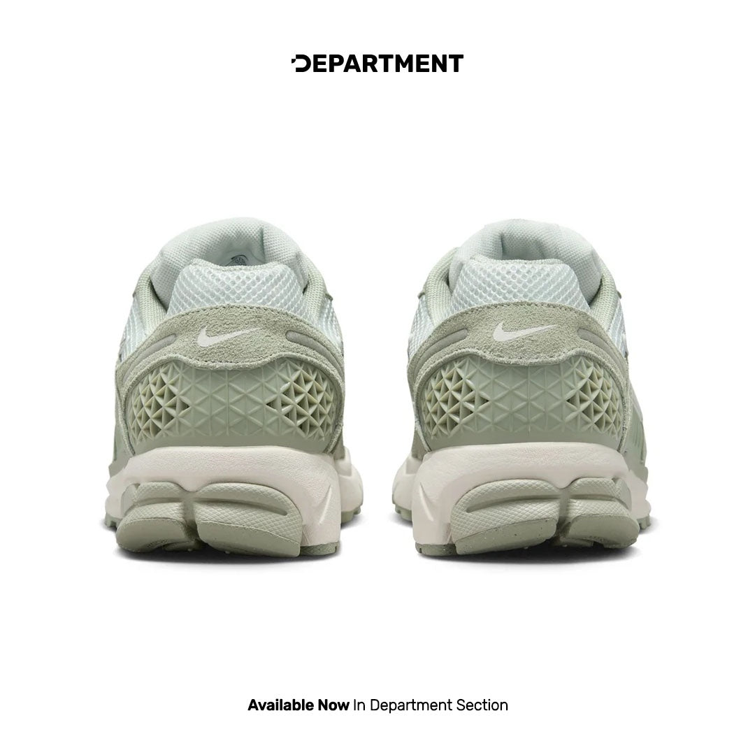 NIKE ZOOM VOMERO 5