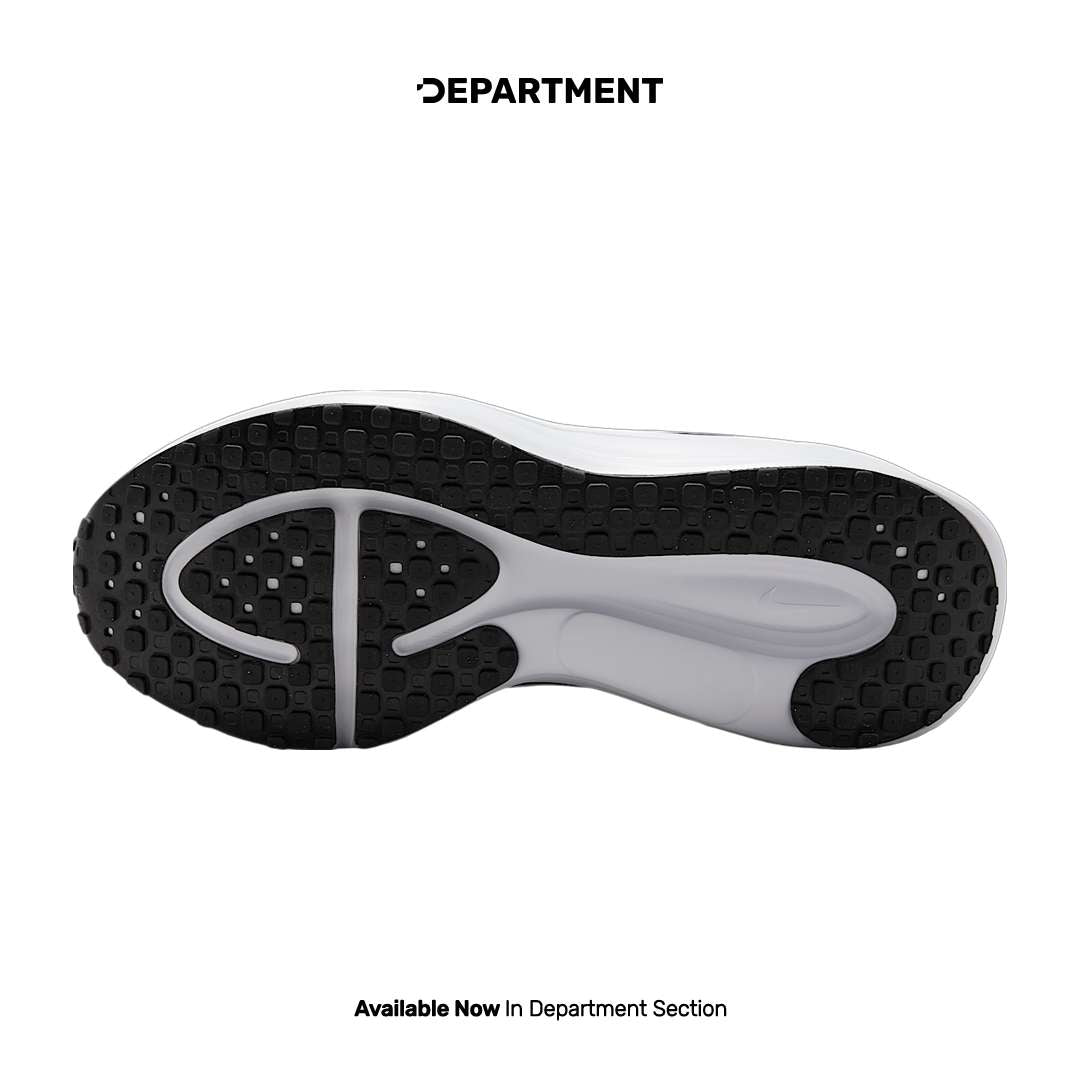 NIKE REVOLUTION 8 WIDE