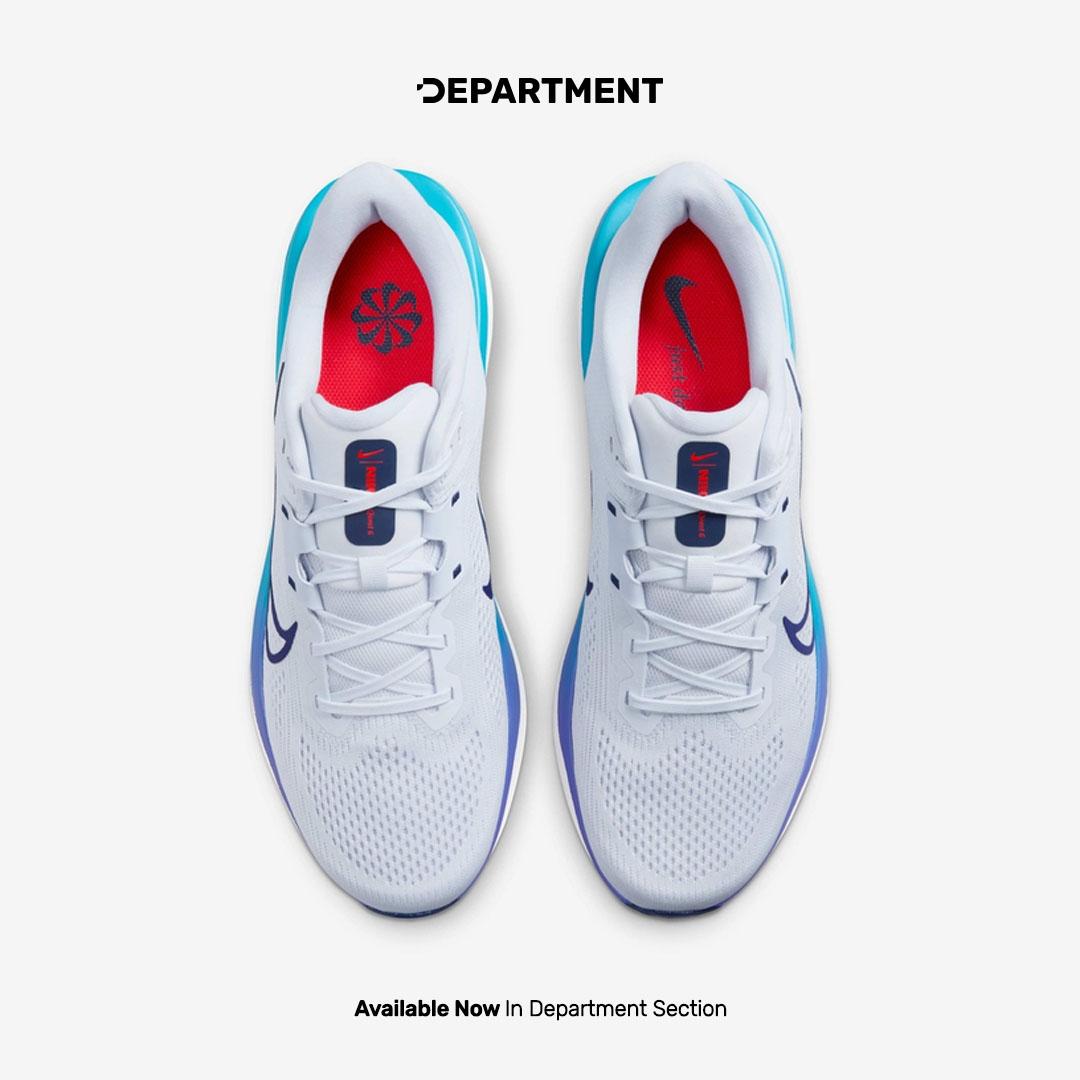 NIKE QUEST 6