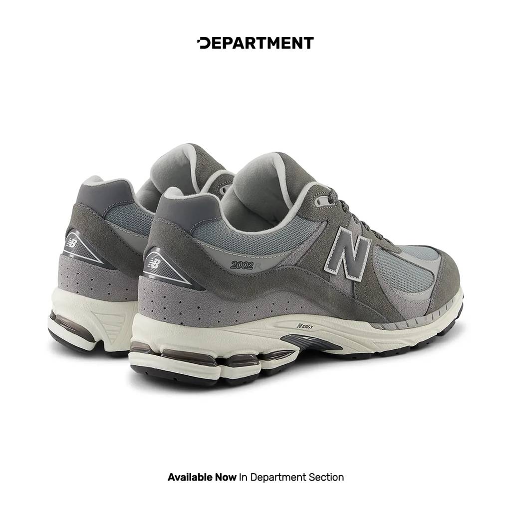 NEW BALANCE 2002R