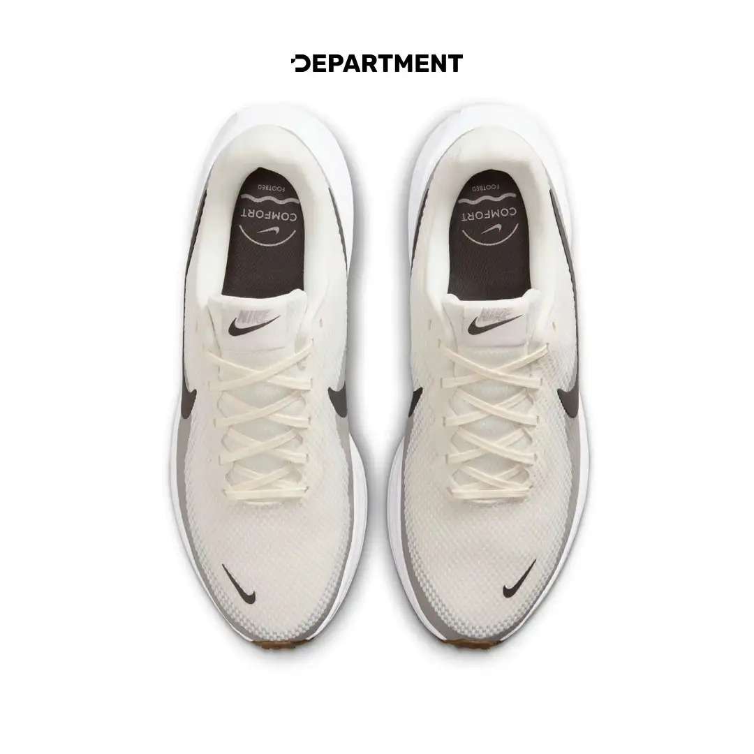 NIKE REVOLUTION 8 WIDE