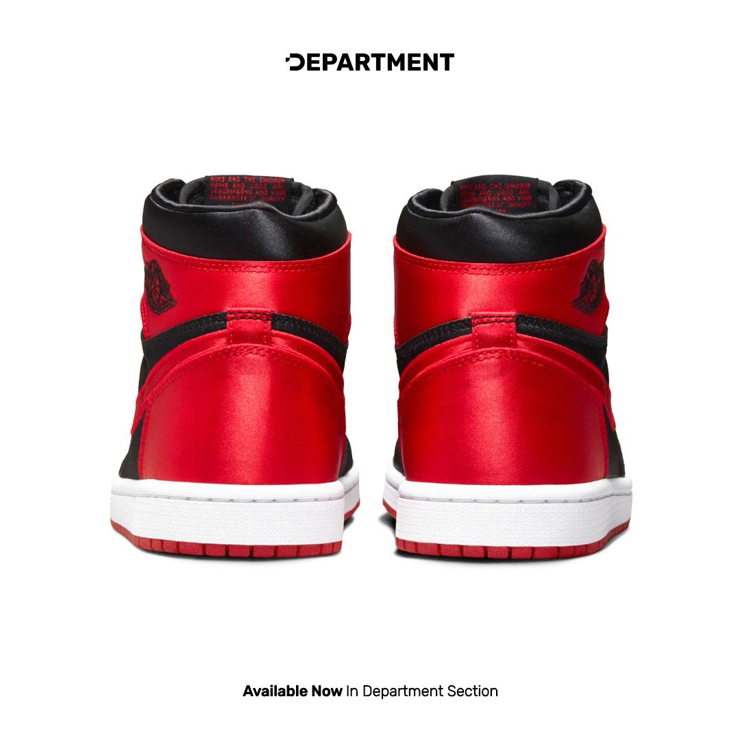 NIKE WMNS AIR JORDAN 1 RETRO HI OG