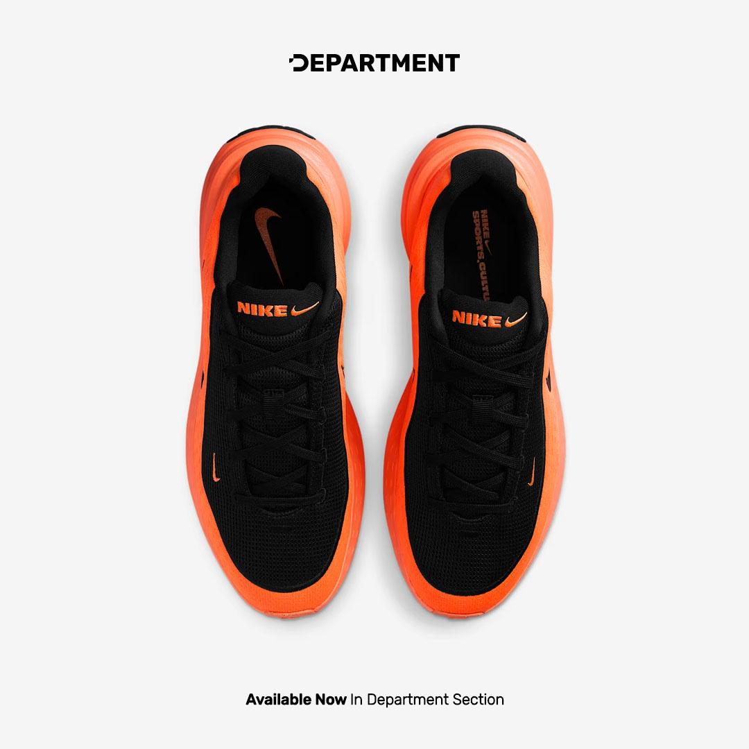 NIKE UPLIFT SC
