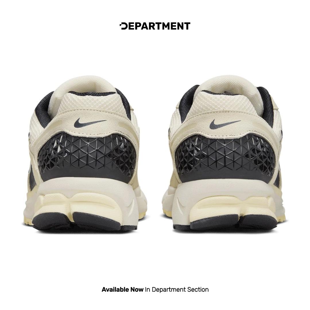 NIKE ZOOM VOMERO 5