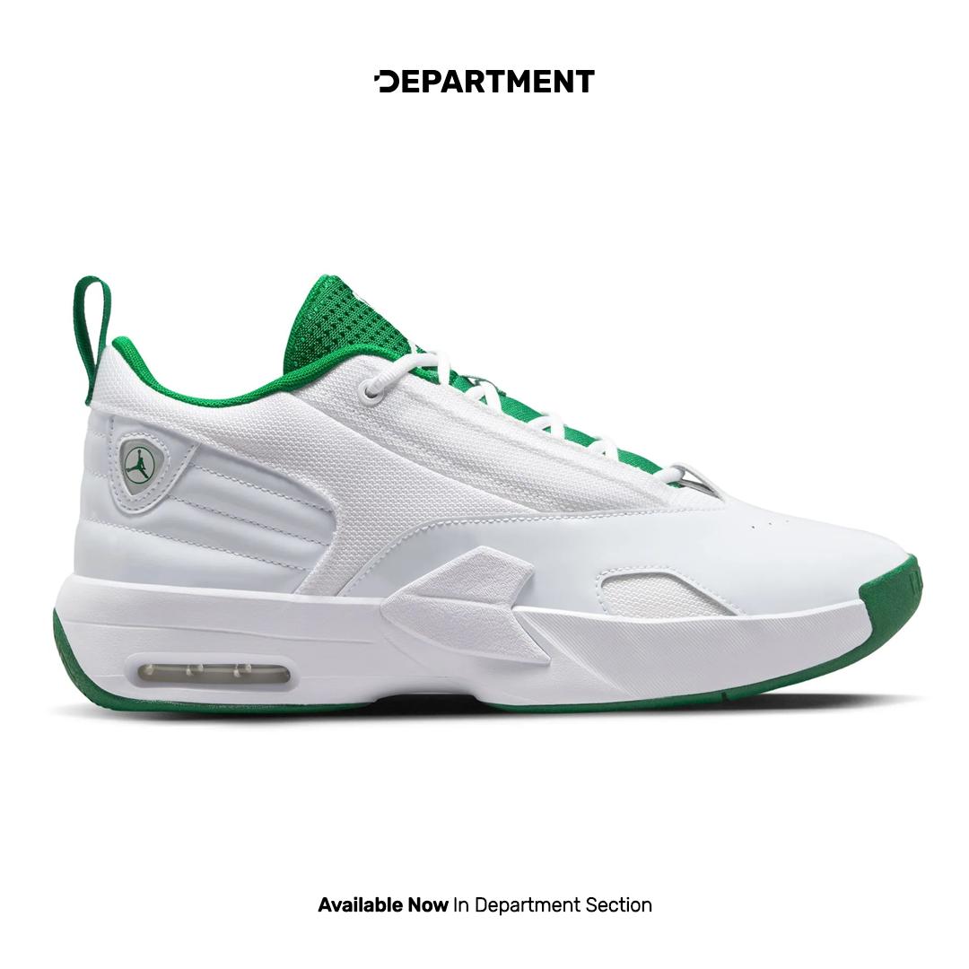 NIKE JORDAN MAX AURA 6