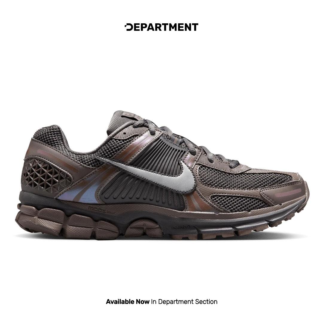 NIKE ZOOM VOMERO 5
