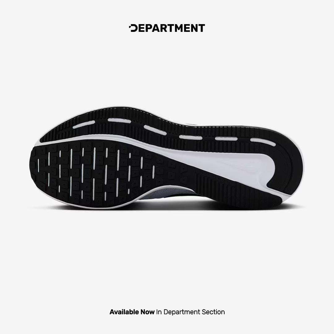 NIKE RUN SWIFT 3 Department