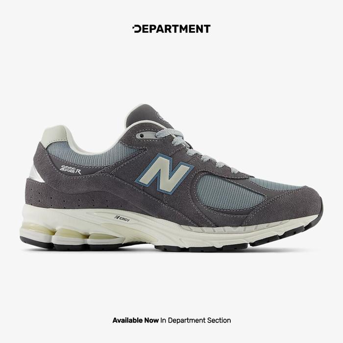 NEW BALANCE 2002R